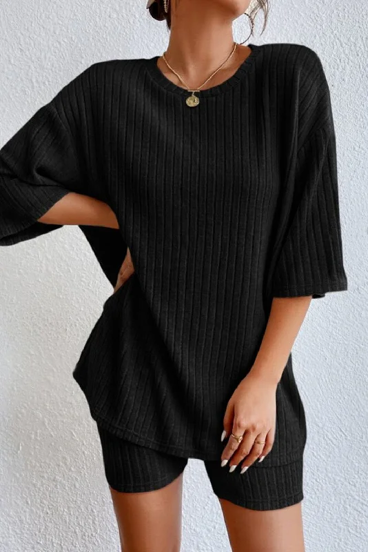 Cozy Stitched Side Slit 3/4 Sleeve Tee Seamless Knitted Crochet