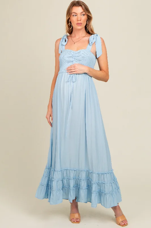 Light Blue Sweetheart Neck Smocked Shoulder Tie Maternity Maxi Dress Fashionable Button-Down Maxi Dress