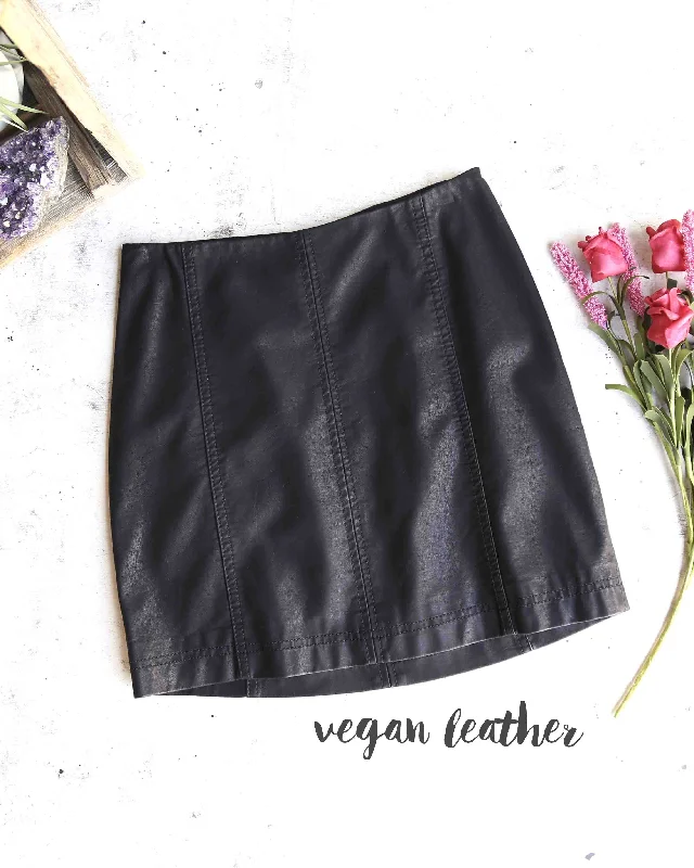 Free People - Modern Femme Novelty Mini Vegan Leather Skirt in Black elastic waist skirt